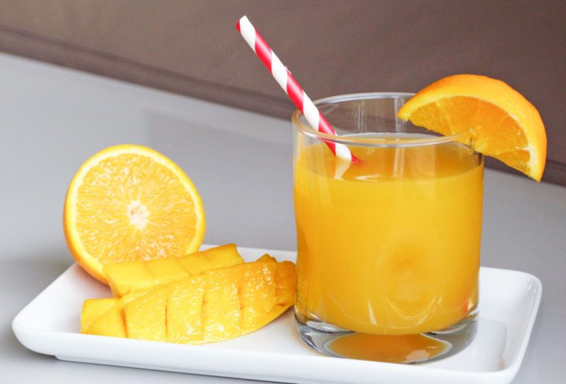 Ликёр манго и апельсин